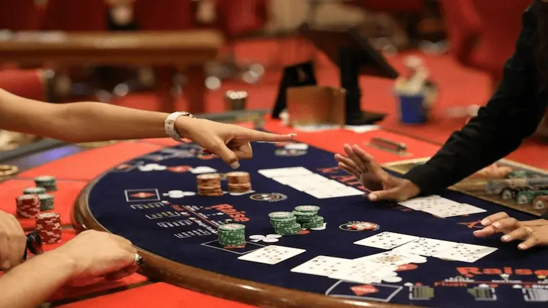 Types of bets in Baccarat Deluxe card game